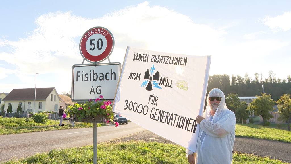 Albert Rösti spricht an Veranstaltung zu Atomendlager: Gegner protestieren