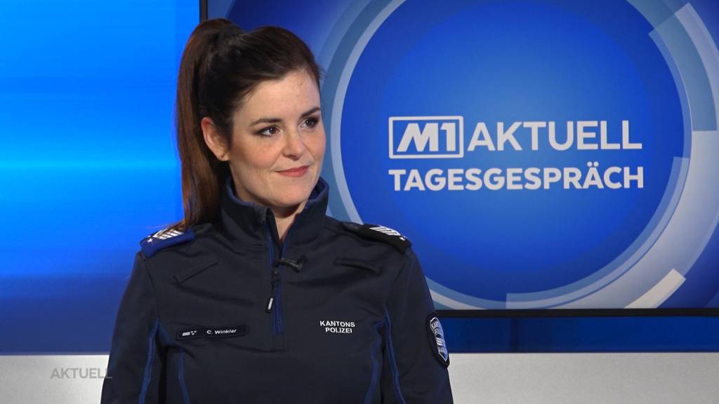 Leiterin Kommunikation Kapo Aargau, Corina Winkler über den Fachkräftemangel bei der Polizei