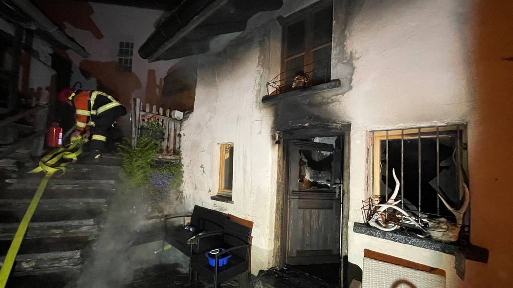 77-Jährige stirbt bei Hausbrand – Ehemann gerettet