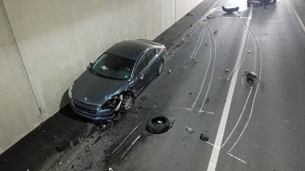 Drei Verletzte nach Kollision in Tunnel bei Horw LU