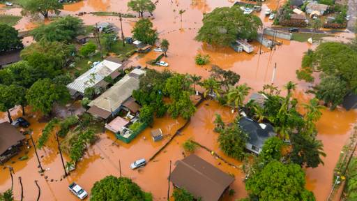 Überschwemmungen in Hawaii - Behörden warnen vor Sturzfluten