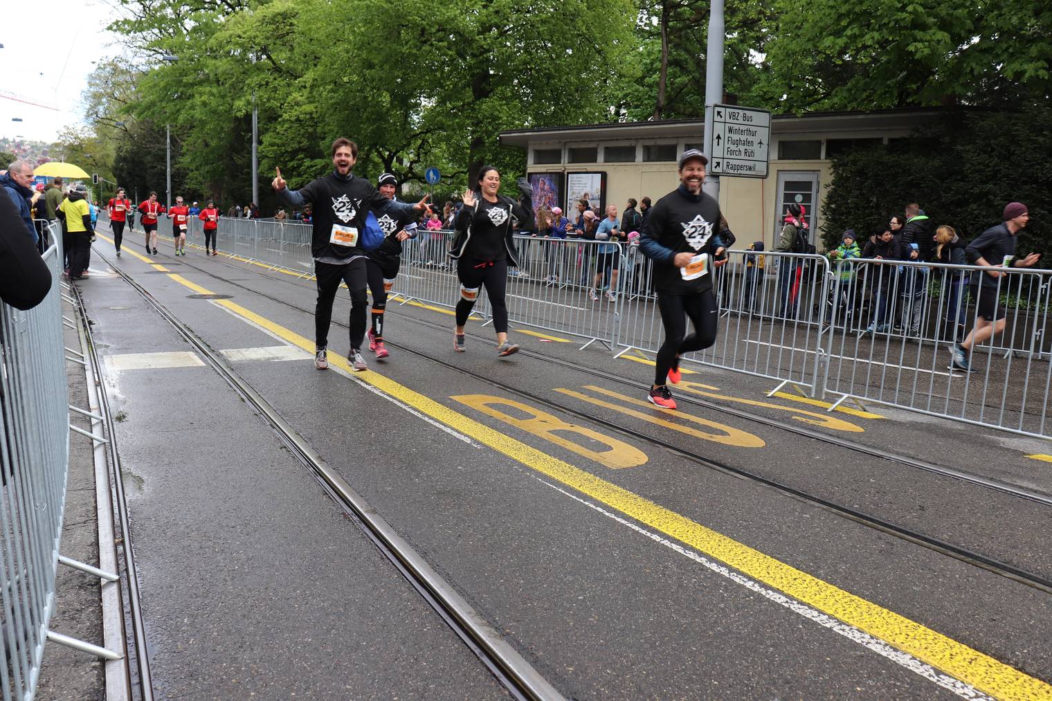 Unser Radio 24Team am Zürich Marathon Radio 24