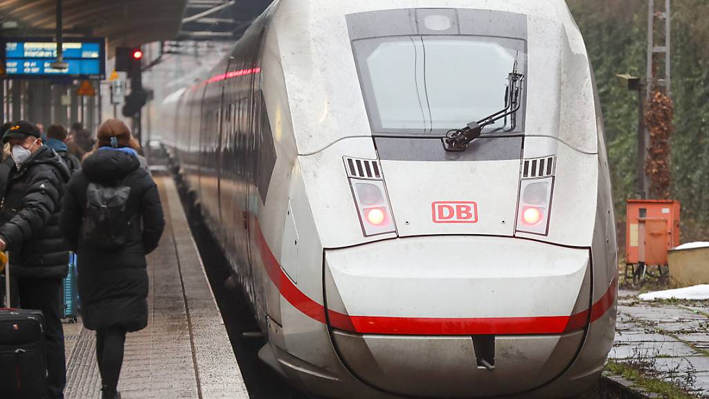Die Lokführergewerkschaft GDL hat den Streik bei der Deutschen Bahn am Freitagabend beendet. (Archivbild)