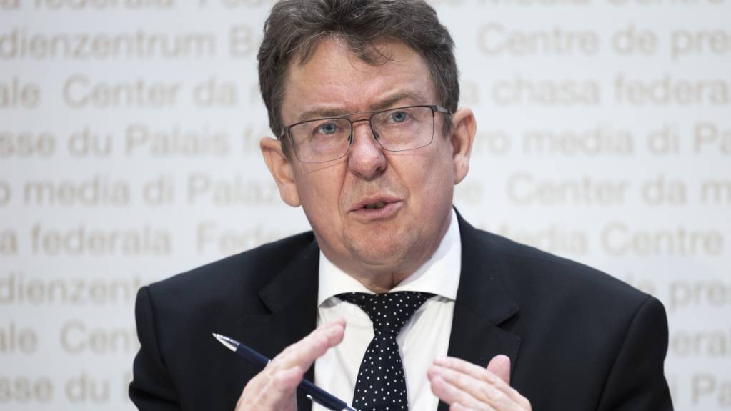 Energieminister Albert Rösti setzt sich für ein neues Stromabkommen mit der EU ein. Die zuständige Ständeratskommission ist dem Bundesrat knapp gefolgt. (Archivbild)