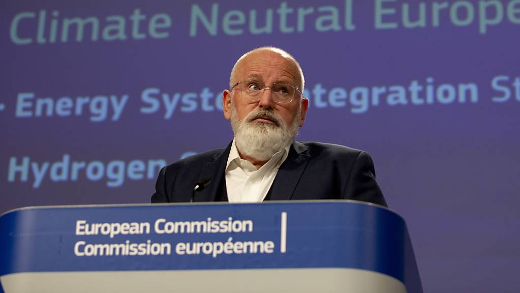 EU-Kommissionsvizepräsident Frans Timmermans hat am Mittwoch in Brüssel die Wasserstoff-Strategie der EU-Kommission vorgestellt. Sie will die EU zu einem Vorreiter beim Einsatz von Wasserstoff als Energieträger machen.