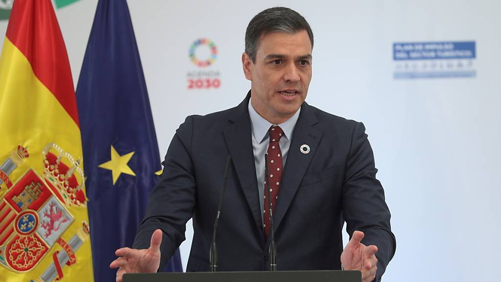 In Spanien endet um Mitternacht der Corona-Notstand nach 98 Tagen. Regierungschef Pedro Sánchez rief die Bevölkerung dazu auf, die Hygiene- und Gesundheitsregeln weiterhin einzuhalten, um eine zweite Infektionswelle zu vermeiden. (Archivbild)