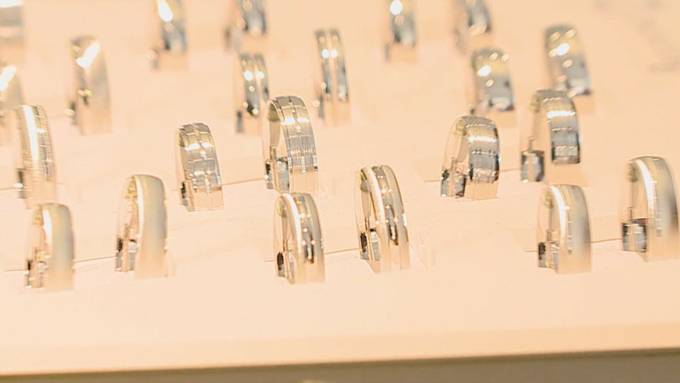 Doppelnamen sollen wieder erlaubt werden – aber nicht für Kinder