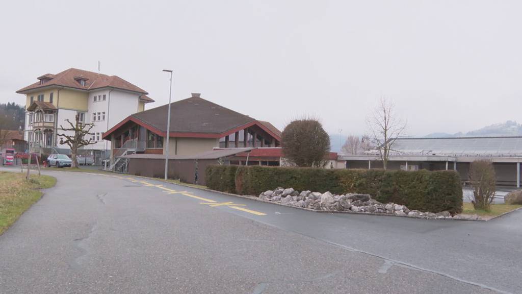 Alkohol-Eklat im Skilager: Lehrer aus Seftigen suspendiert