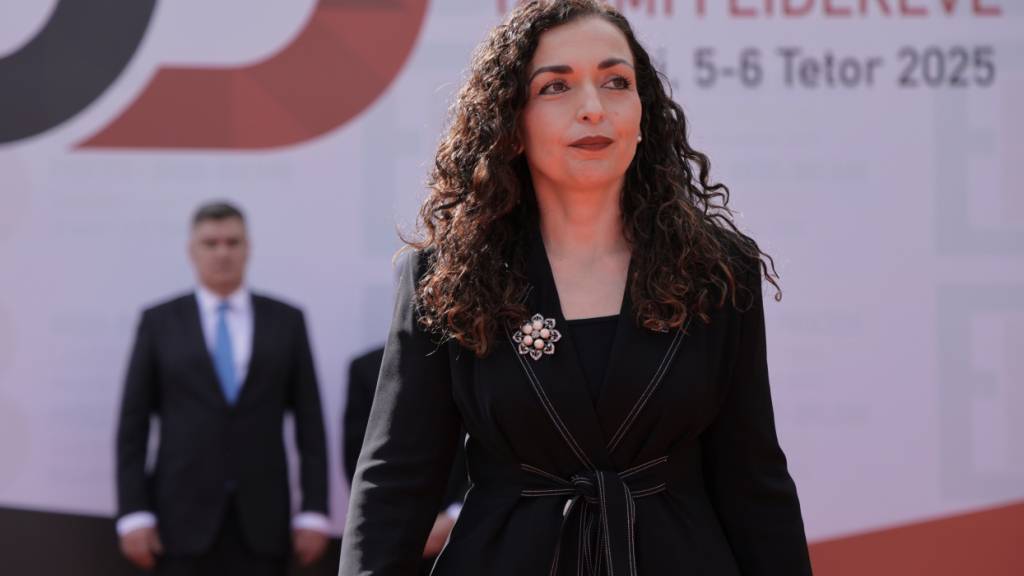 ARCHIV - Die amtierende Präsidentin des Kosovo, Vjosa Osmani. Foto: Vlasov Sulaj/AP/dpa/Archivbild