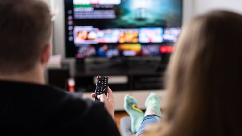 Zu den investitionspflichtigen Unternehmen zählen unter anderem in- und ausländische Streamingdienste. (Archivbild)