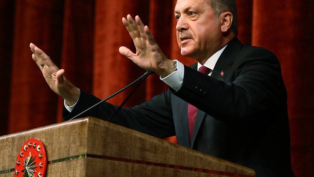 «Kleines Paket»: Erdogan will nach dem Putschversuch die Verfassung ändern lassen, um Militär und Geheimdienst unter Kontrolle zu bringen.