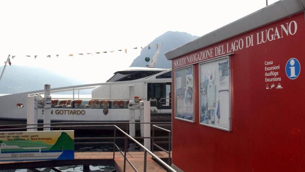 In unruhigen Gewässern: Die Schifffahrtsgesellschaft «Società Navigazione del Lago di Lugano» hat den Gesamtarbeitsvertrag gekündigt und fünf Mitarbeitende entlassen. (Archivbild)
