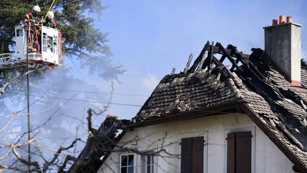 Nach Brand in Yverdon: Leichen weisen Schusswunden auf