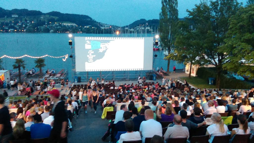 Luzern: Erfolgreicher Start in den Open Air Kino Sommer