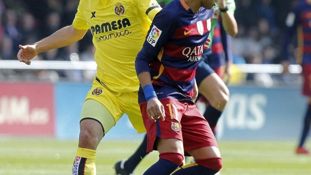 Barcelonas Neymar (rechts) in Villarreal von Manu Trigueros und Co. gestoppt
