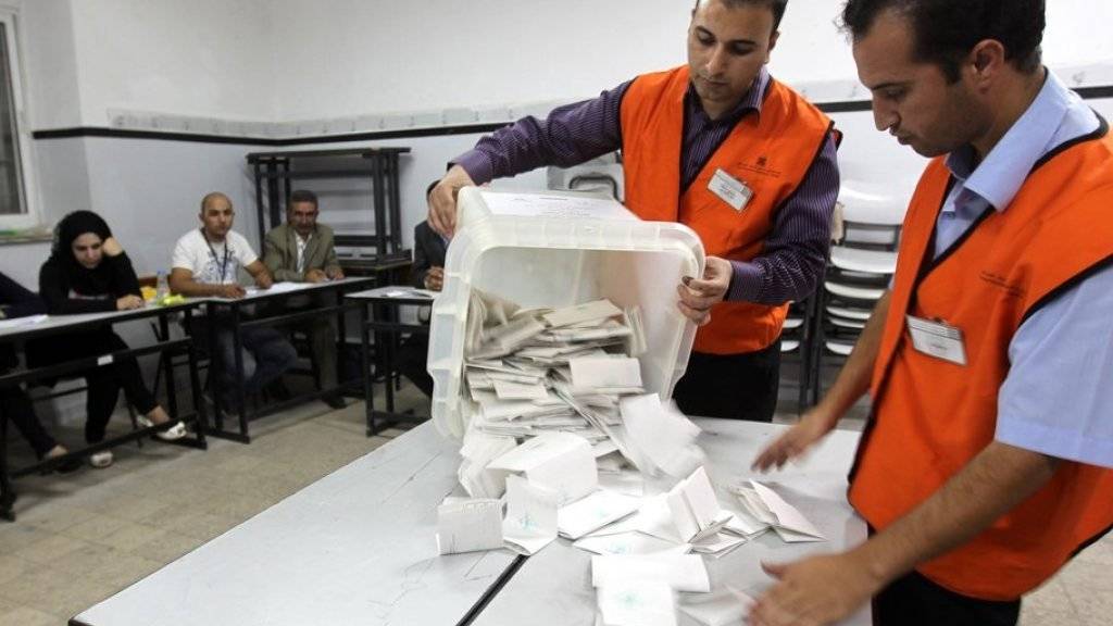 Auszählung der Stimmen bei der Kommunalwahl in Hebron im Oktober 2012. (Archivbild)