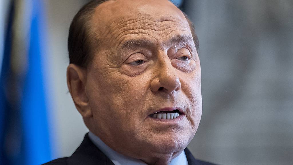 Berlusconi hat Intensivstation verlassen