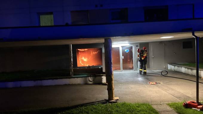 «Sie waren in Panik»: Wohnblock wegen Brand evakuiert – 14 Verletzte wegen starkem Rauch
