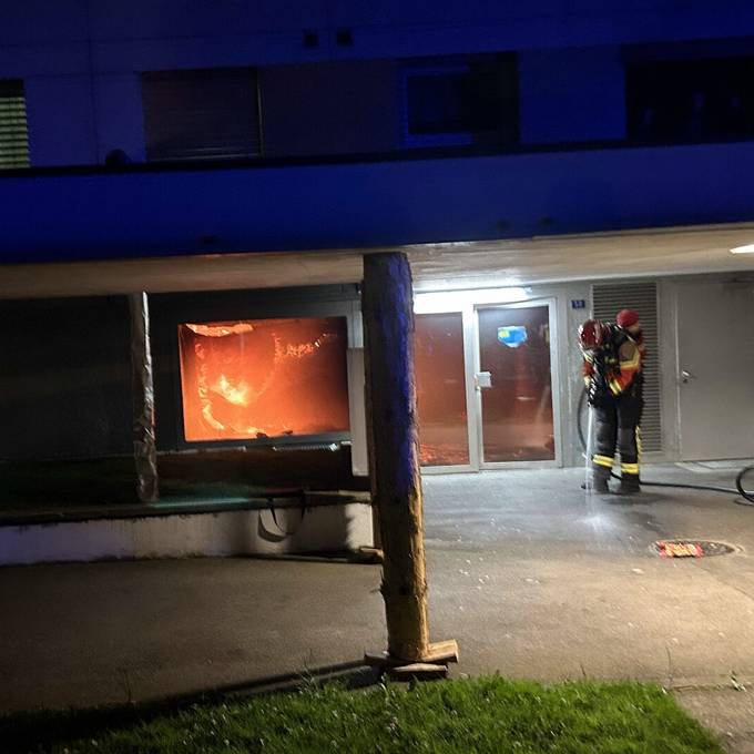 «Sie waren in Panik»: Wohnblock wegen Brand evakuiert – 14 Verletzte wegen starkem Rauch