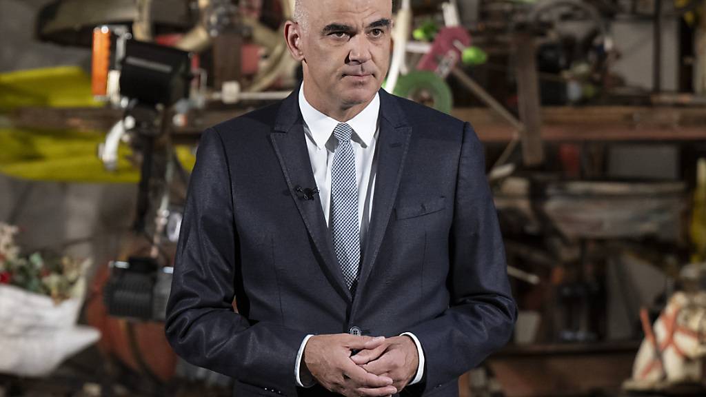 Bundespräsident Alain Berset nimmt am Donnerstag am dritten Gipfeltreffen der Europäischen Politischen Gemeinschaft im spanischen Granada teil. (Archiv)