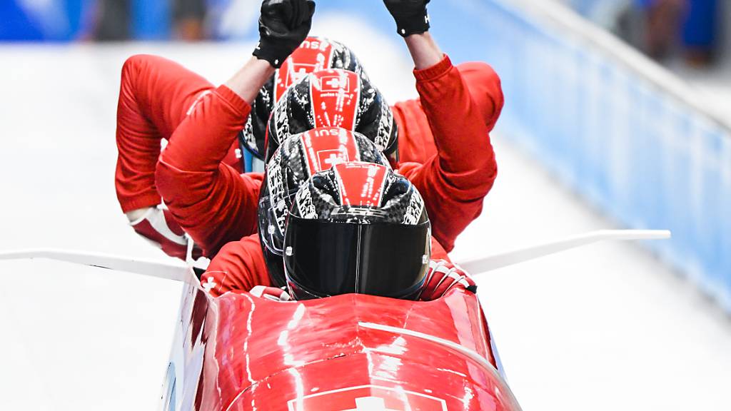 Der Schweizer Viererbob stürzte in Altenberg