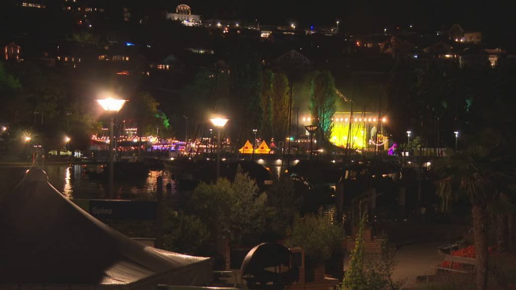 Nachtschiff bringt Festivalbesucher nach Hause