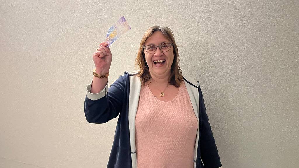 Das ist die erste glückliche «Ding Dong Cash»-Gewinnerin!