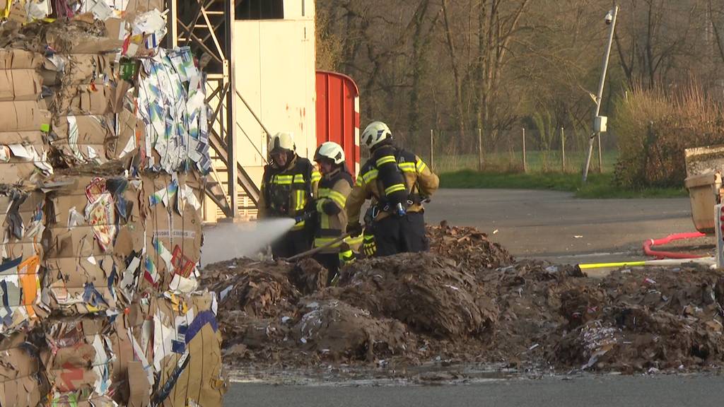 Falsch entsorgte Batterie löst Brand in Papierfabrik in Niedergösgen aus