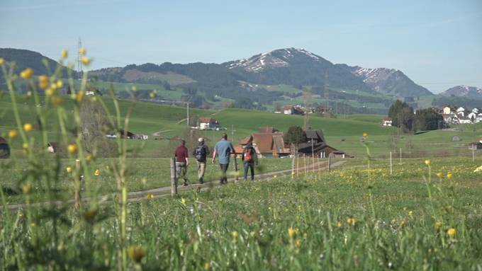 Zu Fuss an die Landsgemeinde: Oberegger zeigen Einsatz für «ihren» Pius