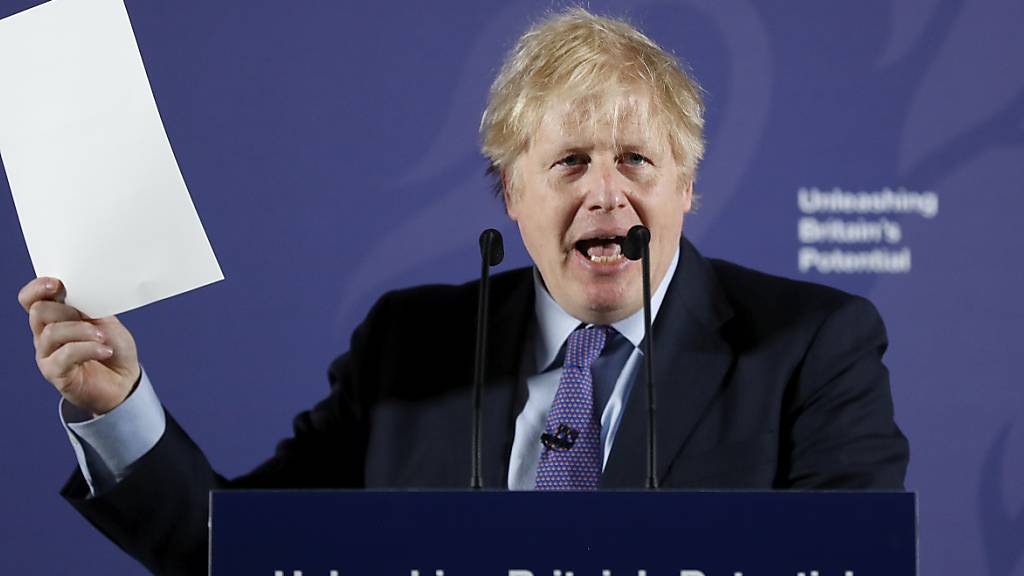 ARCHIV - Boris Johnson, Premierminister von Großbritannien, hält im Februar eine Rede zu den britischen Eckpunkten der zukünftigen Verhandlungen. Foto: Frank Augstein/AP/dpa