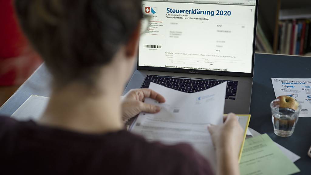 Steuererklärung soll in Schwyz nur noch digital eingereicht werden