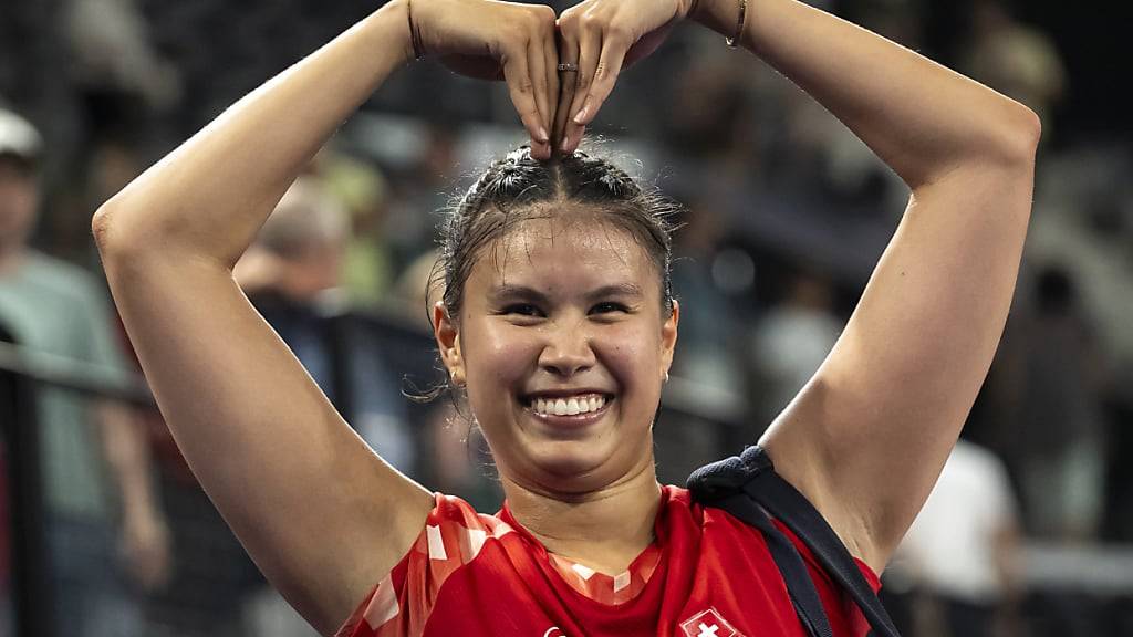 Mit Herz verabschiedet sich die Schweizer Badmintonspielerin Jenjira Stadelmann (vorerst) von der olympischen Bühne