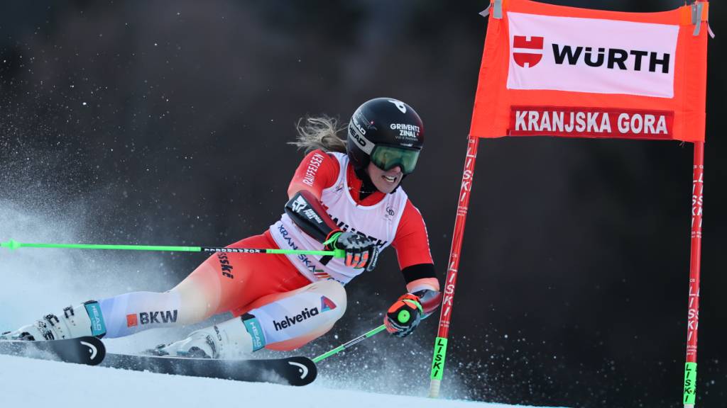 Camille Rast zeigt im 1. Lauf des Riesenslaloms von Kranjska Gora eine starke Leistung