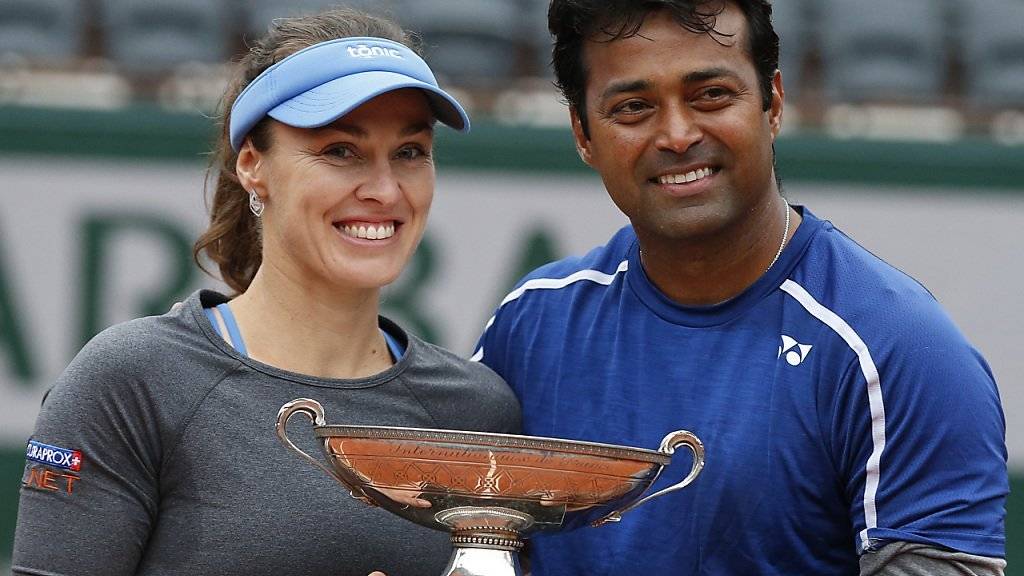 Martina Hingis gewinnt beim French Open in Paris an der Seite des Inders Leander Paes das Mixed-Doppel