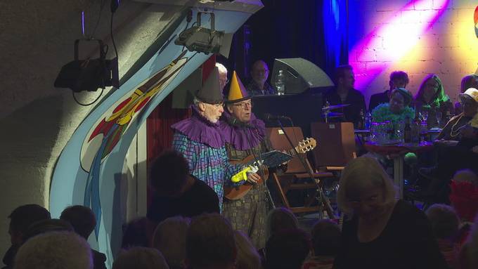 Initianten rauchen wegen Nicht-Umsetzung von Tabakgesetz