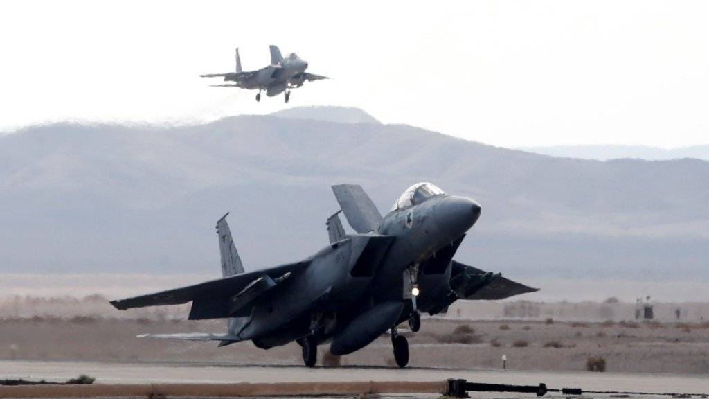 Israels Luftwaffe flog als Reaktion mehrere Luftangriffe auf den Gazastreifen (Archiv)