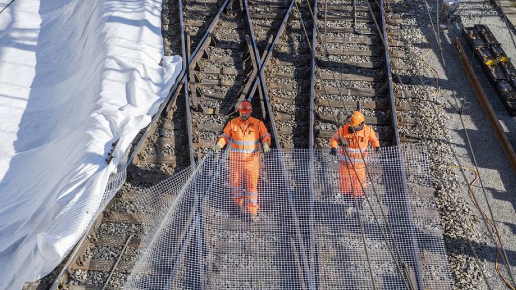 Für die Bauarbeiten am Bahnhof Luzern waren am Wochenende 200 Personen rund um die Uhr im Einsatz.