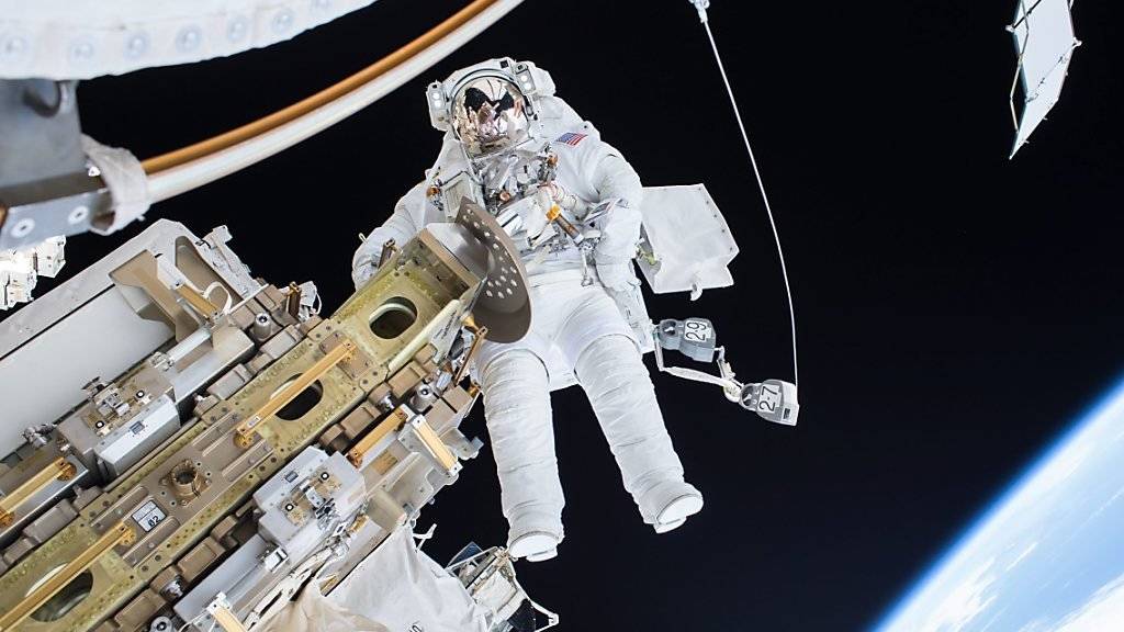 Das möchten die 18'300 Personen erleben, die sich für einen NASA-Astronauten-Job beworben haben (Archiv)