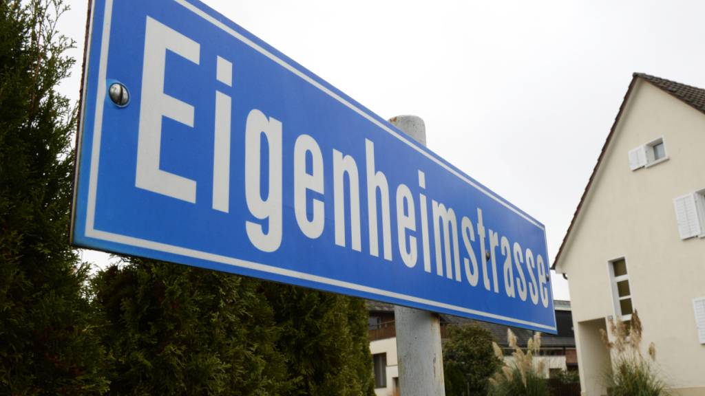 Jeder vierte Eigenheimbesitzer will laut einer Umfrage seine Hypotheken teilweise oder vollständig amortisieren. (Archivbild)