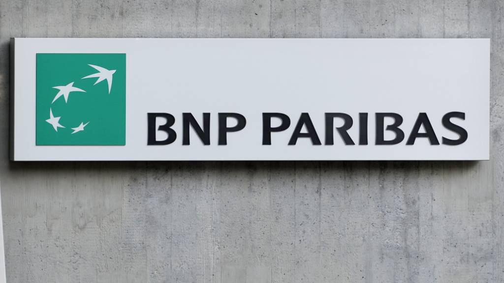 Die Aktionäre der französischen Grossbank BNP Paribas dürfen sich über eine höhere Dividende und einen Aktienrückkauf freuen.