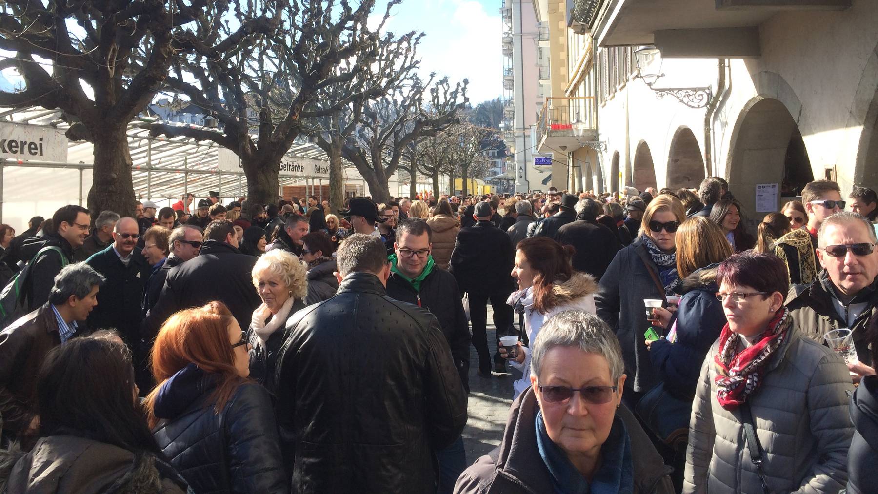 Buntes Treiben unter der Egg