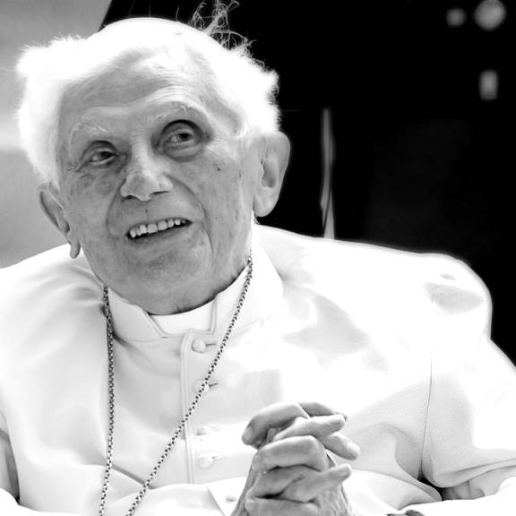 Der emeritierte Papst ist im Alter von 95 Jahren verstorben