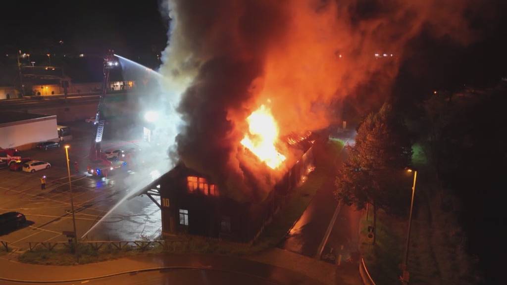 Grossbrand in Frauenfeld: Feuerwehr muss Igelstation evakuieren