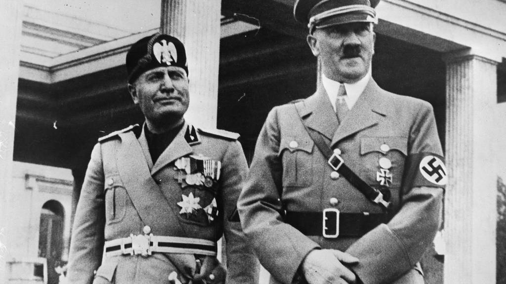 Benito Mussolini und Adolf Hitler 1937 in München. Gemäss den «Jungfreisinnigen» des Kantons St.Gallen sind beides «Sozialisten».