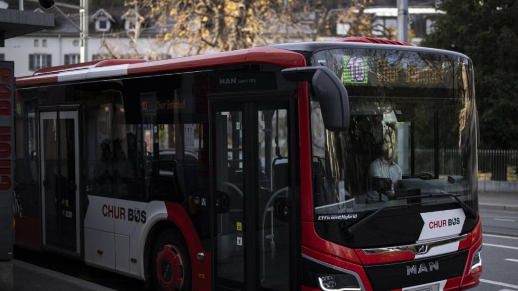 Die Bus und Service AG, die Chur Bus und Engadin Bus betreibt, hat im Jahr 2025 mehr Fahrgäste transportiert.