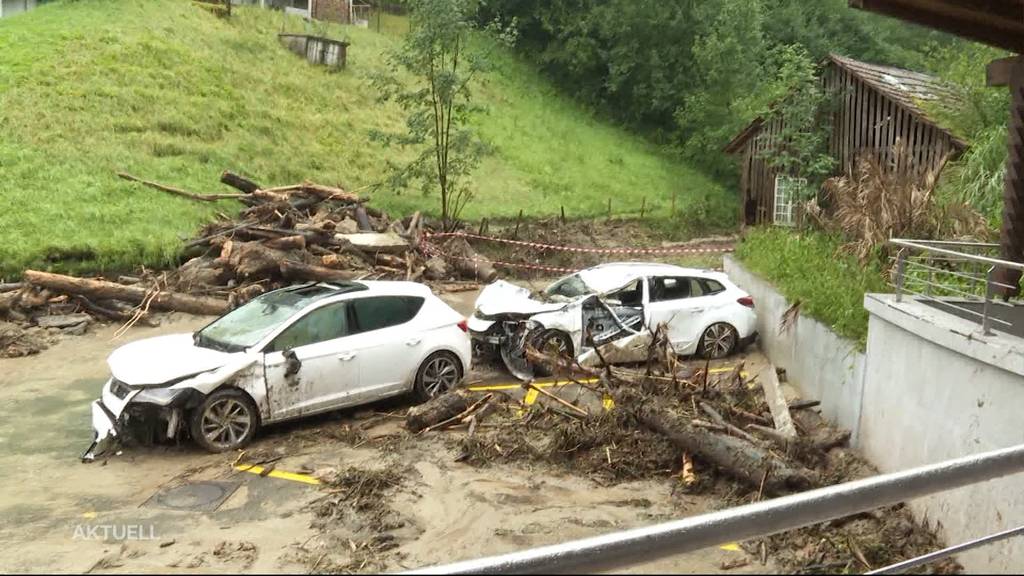 Nach Überschwemmung: Aufräumen in Wolhusen