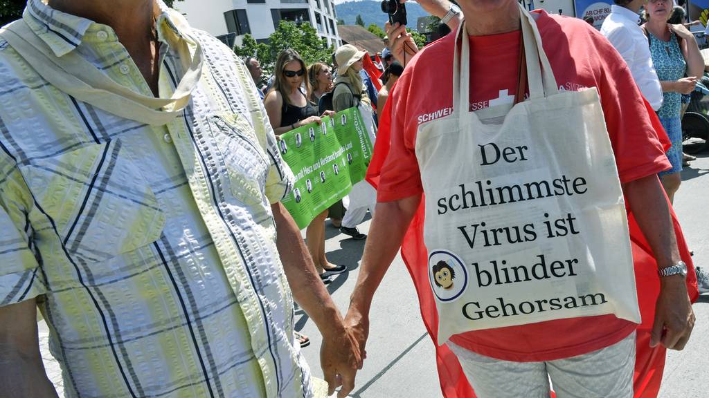 Zürcher Bezirksgericht verurteilt Aargauer Corona-Demonstrantin