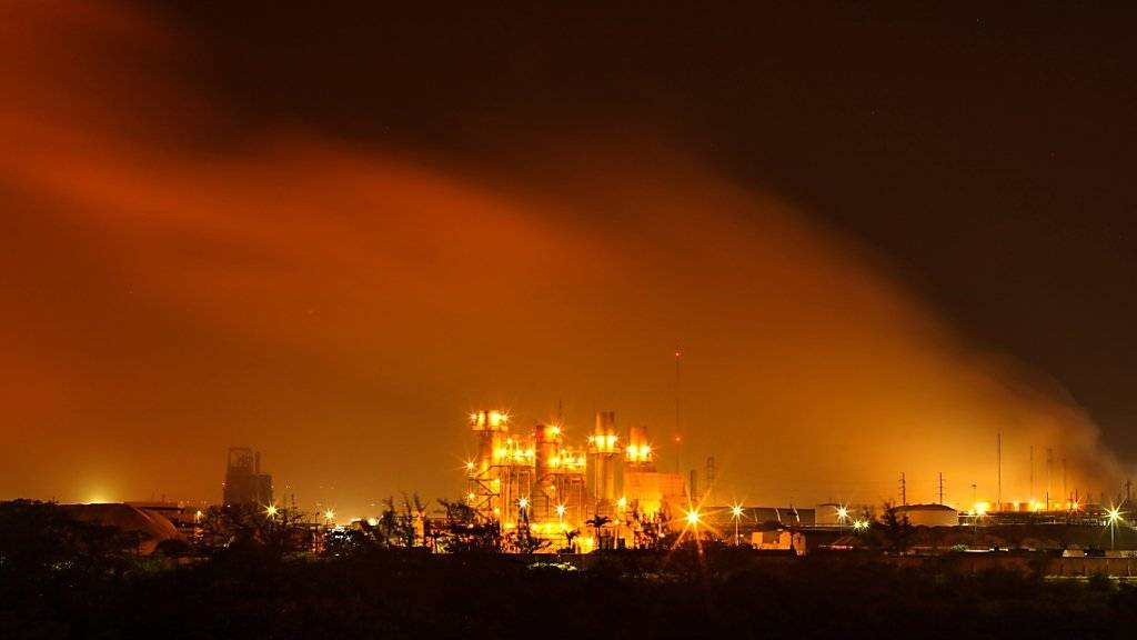 Raffinerie in Flammen in Coatzacoalcos im mexikanischen Bundesstaat Veracruz.