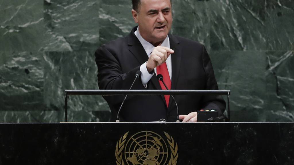 ARCHIV - Der neue israelische Außenminister Israel Katz sieht sein Land «mitten in einem Dritten Weltkrieg» gegen den Iran und den radikalen Islam. Foto: Frank Franklin II/AP/dpa