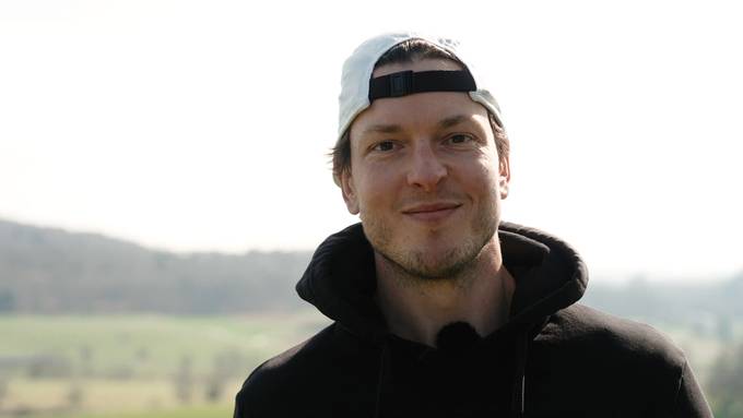 Ex-Eishockeyprofi Kevin Lötscher zeigt, was er im Kochclub gelernt hat